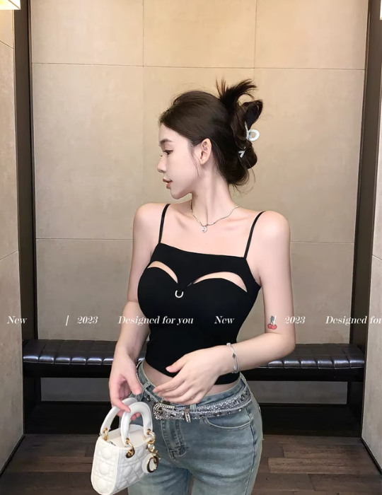 Comfortable Padded Camisole Top – Stylish and Supportive Tank for Women